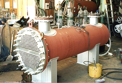 �M������